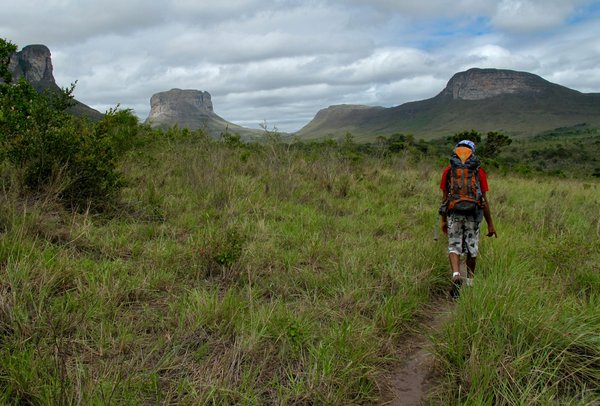 Quels sont les conseils pour une randonnée dans les montagnes de l'Annapurna au Népal?